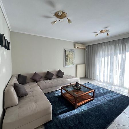 Parma'S Pool Apartment Peraía Eksteriør bilde