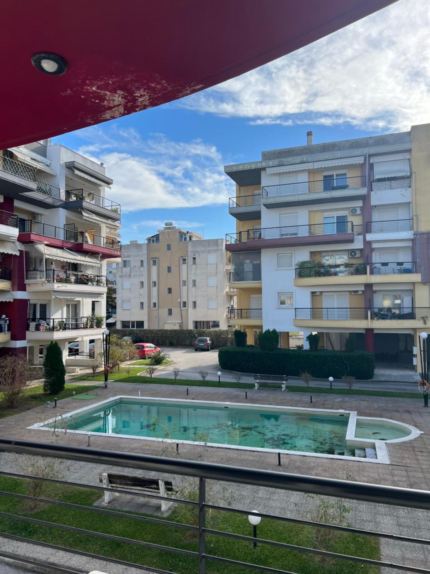 Parma'S Pool Apartment Peraía Eksteriør bilde